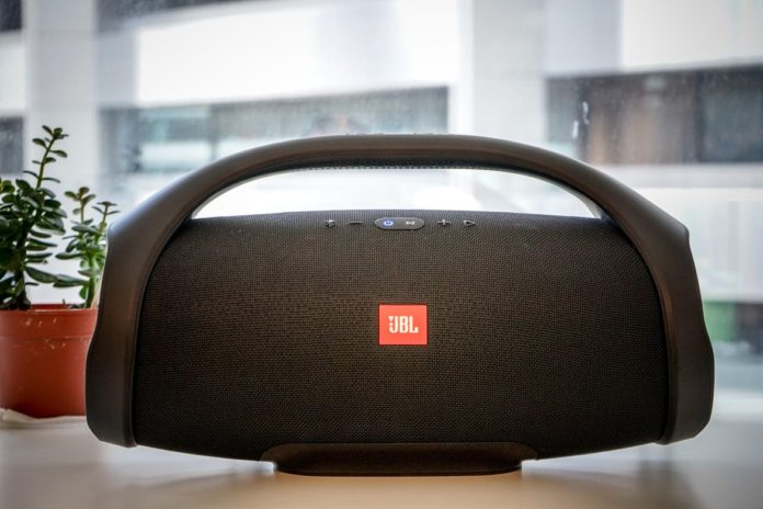 JBL Boombox, JBL Boombox Specifications, JBL Boombox Features, JBL Boombox Size, JBL Boombox Weight, JBL Boombox WaterProofing, JBL Boombox Announcement, JBL Boombox Availability, JBL Boombox Price, JBL Boombox Color, JBL Boombox IFA 2017