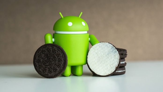 Moto G4, Moto G4 Plus, Moto G4 Series, Moto G4 Android 8.0 Oreo Update, Moto G4 Plus Android 8.0 Oreo Update, Moto G4 Series Android 8.0 Oreo Update, Motorola List For Android 8.0 Oreo Update, Moto G4 Not Getting Android 8.0 Oreo Update, Moto G4 Plus Android 8.0 Oreo Update, Motorola Breaking Its Promise, Android 8.0 Oreo Update Motorola Breaks Promise For Update, Android 8.0 Oreo Update Motorola Android 8.0 Oreo Update, List Of Motorola Devices Getting Android 8.0 Oreo Update, Motorola Advertisement For Getting Android 8.0 Oreo Update